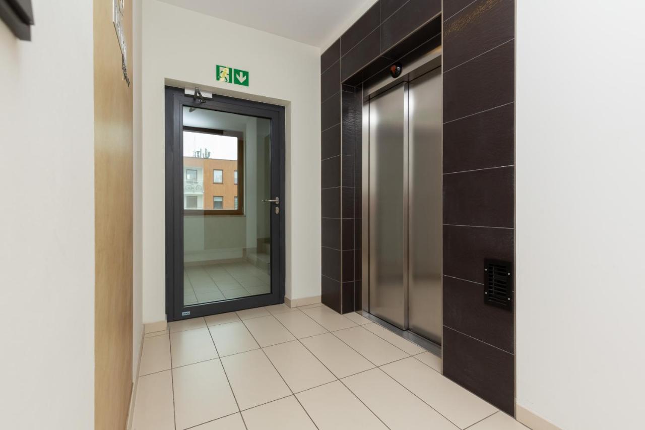 ורשה Apartament Na Woli Sowinskiego By Noclegi Renters מראה חיצוני תמונה